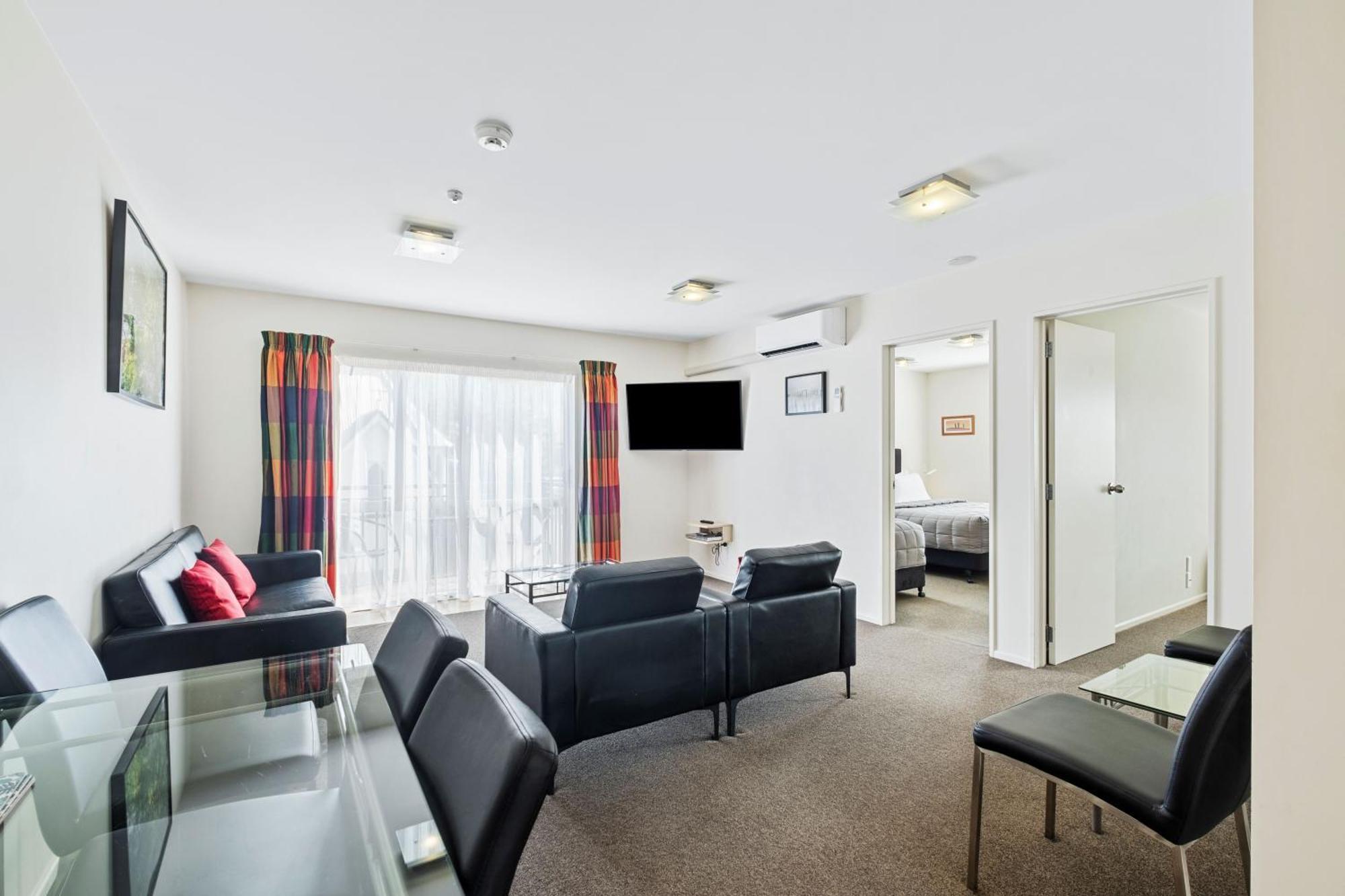 Tussock Peak Motel