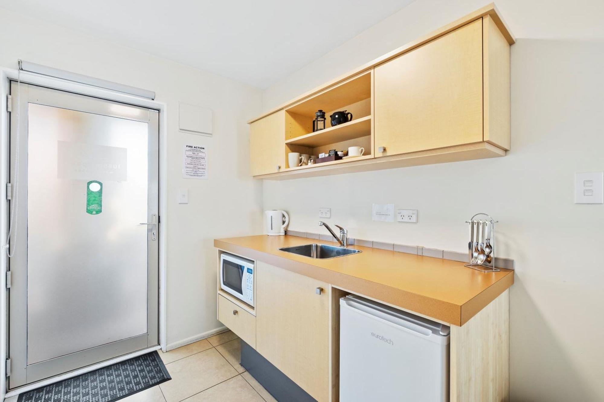 Tussock Peak Motel 4*