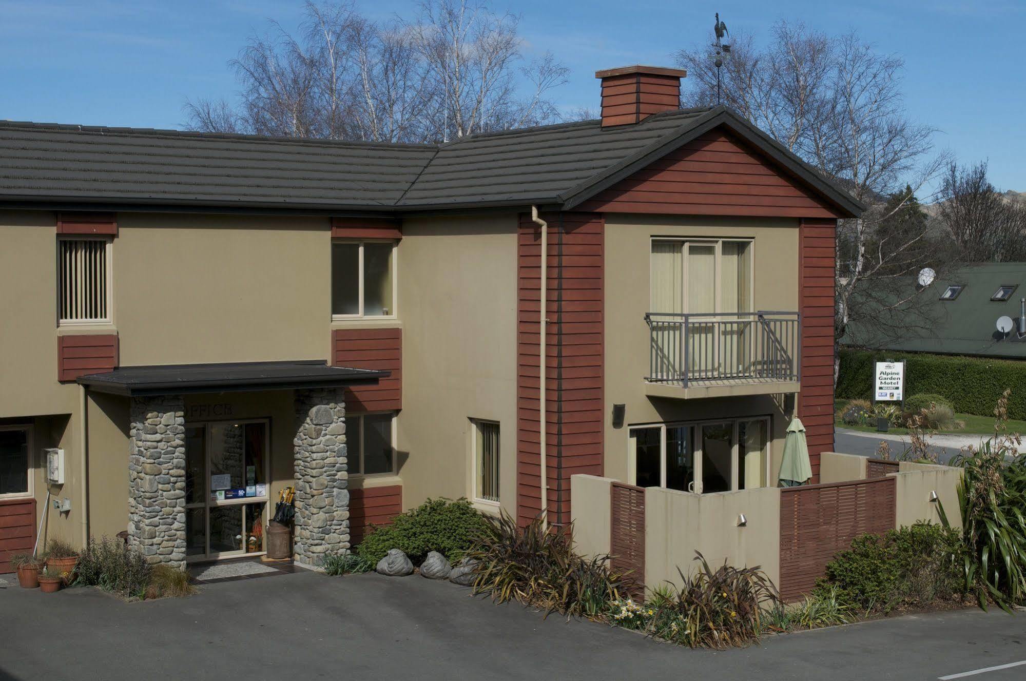 Motel Tussock Peak 4*